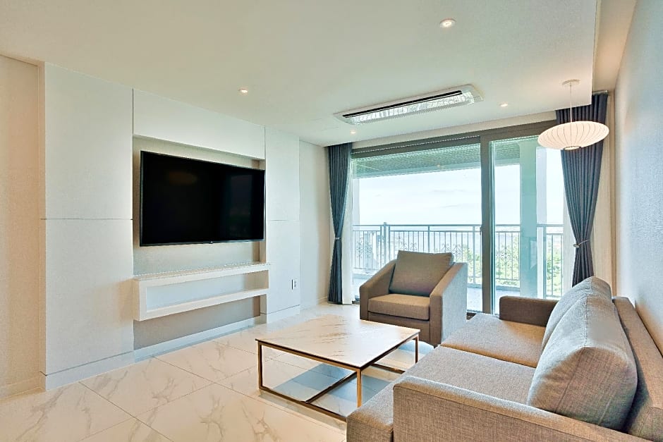 Tops10 Villa De Aewol