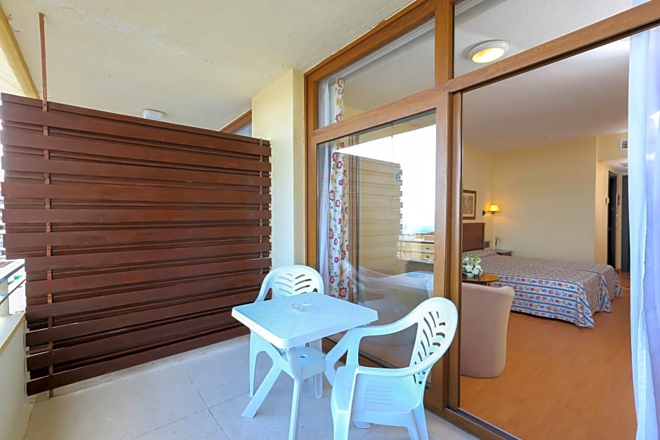 Gran Cervantes By Blue Sea Torremolinos Rates From Eur39