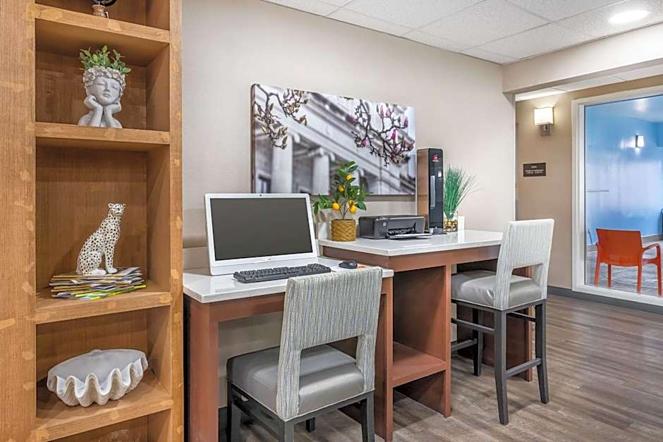 Comfort Inn & Suites Conway