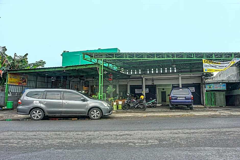 OYO 91683 Wijaya Kusuma Homestay