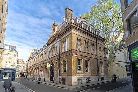 YHA London St Pauls Hostel