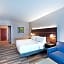 Holiday Inn Express & Suites Coffeyville By IHG