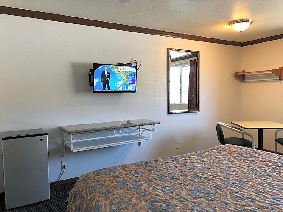 Starlight Inn, Valley Blvd - Downtown LA