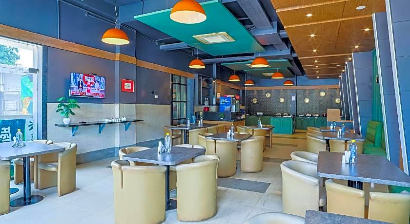 Max Hotels Prayagraj