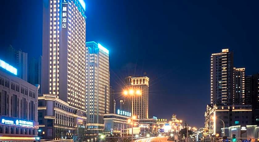 Lavande Hotels· Jingmen Xingqiu Shijiecheng