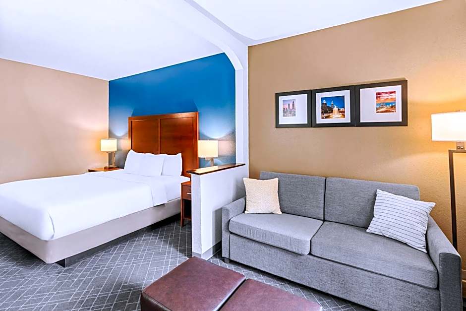 Comfort Suites Mobile East Bay
