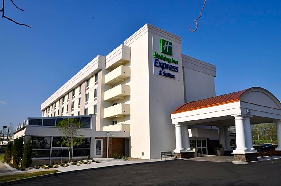 Holiday Inn Express Milford By IHG