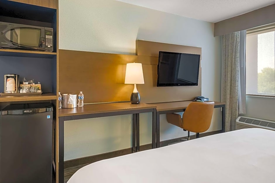 Radisson Hotel Grand Rapids Riverfront