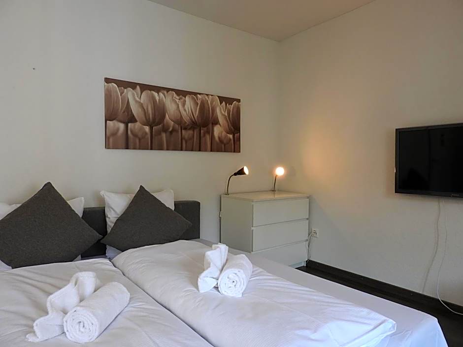INSIDE Five Hotel