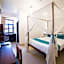 Maru Maru Hotel