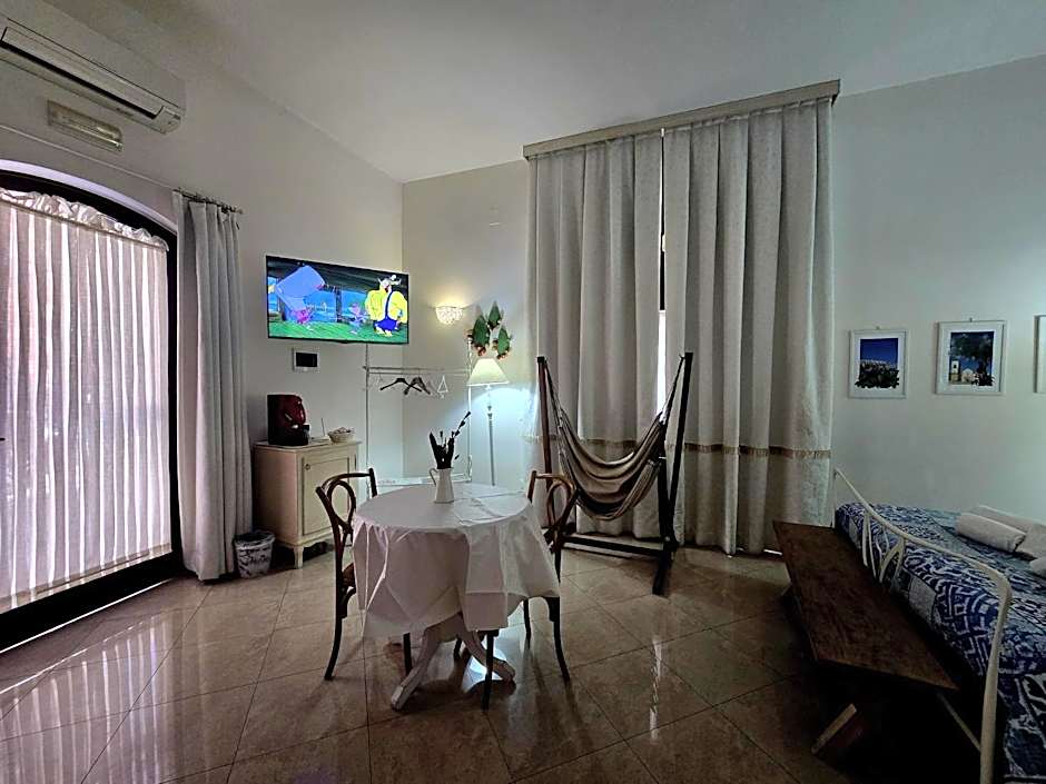 White Suite Polignano 08