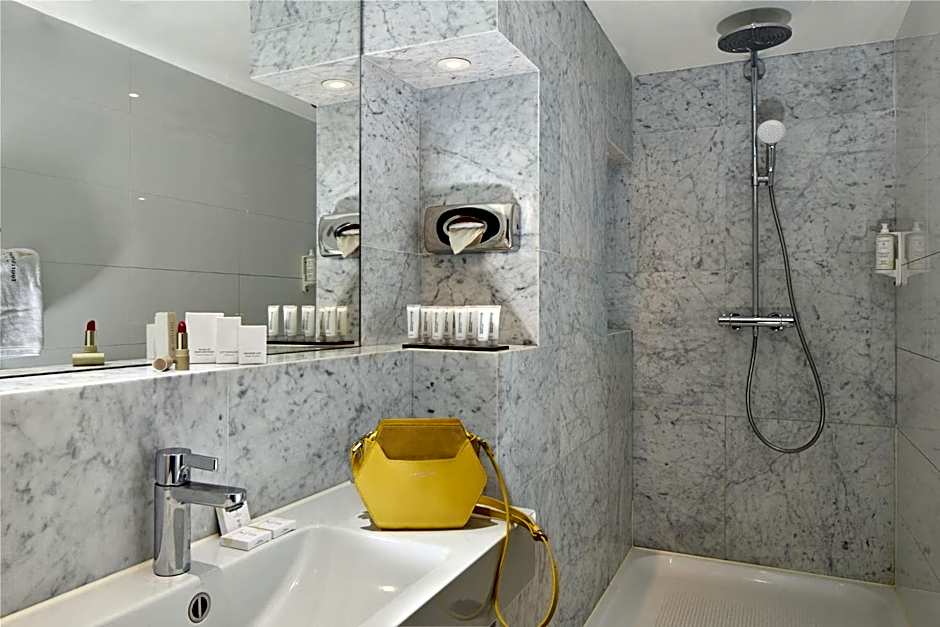 Hotel Tourisme Avenue