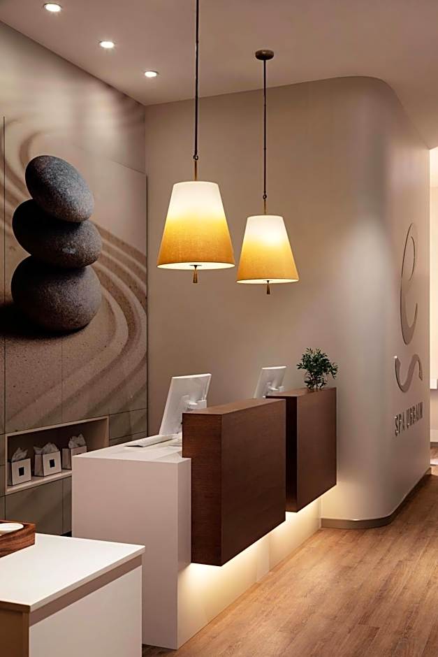 Sheraton Saint-Hyacinthe Hotel