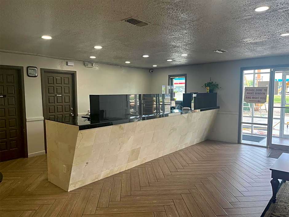 Motel 6 New Boston, TX