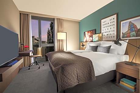 Classic King or Twin Room