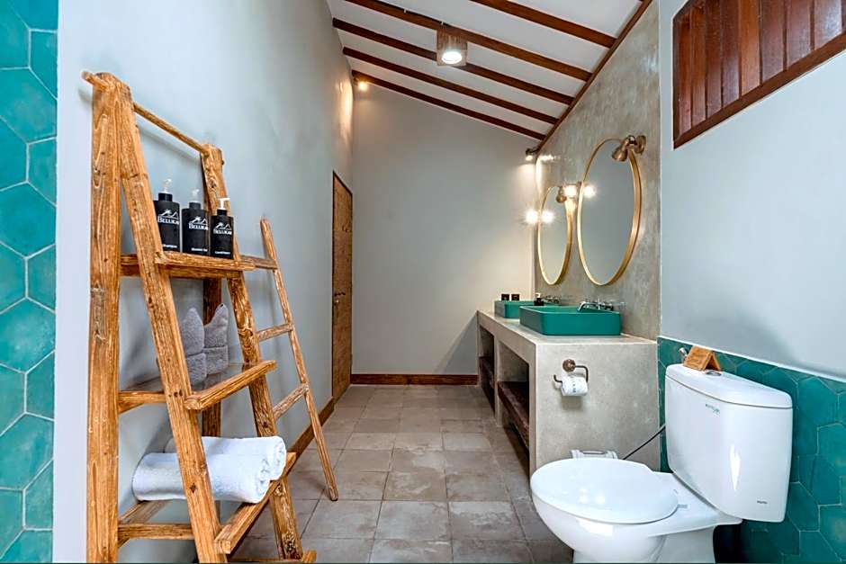 Belukar Villas
