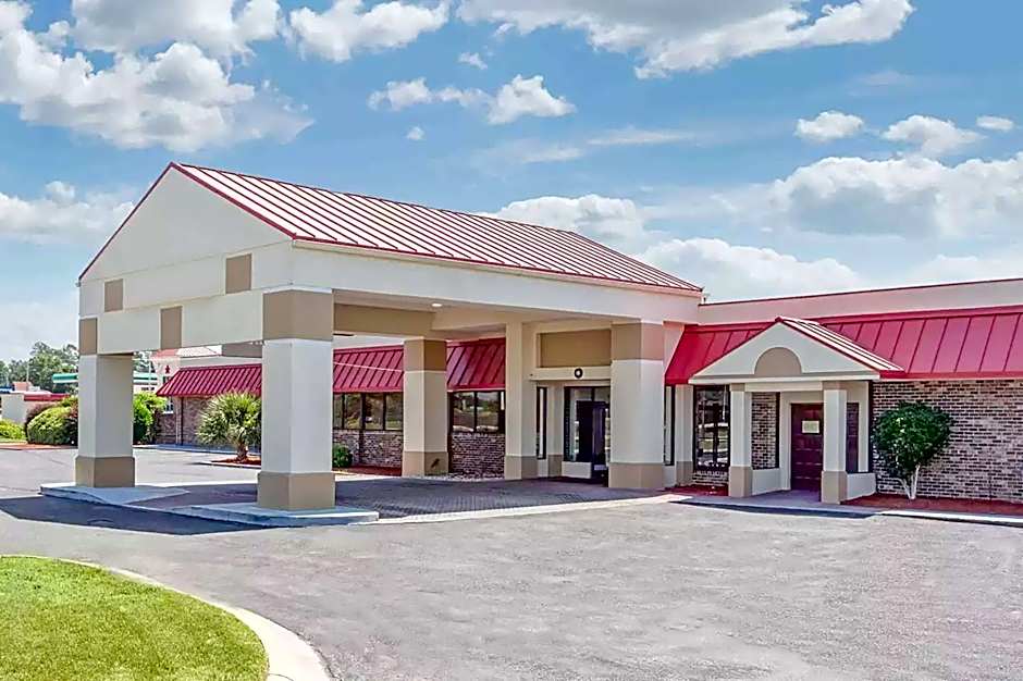 Ramada by Wyndham Santee I-95