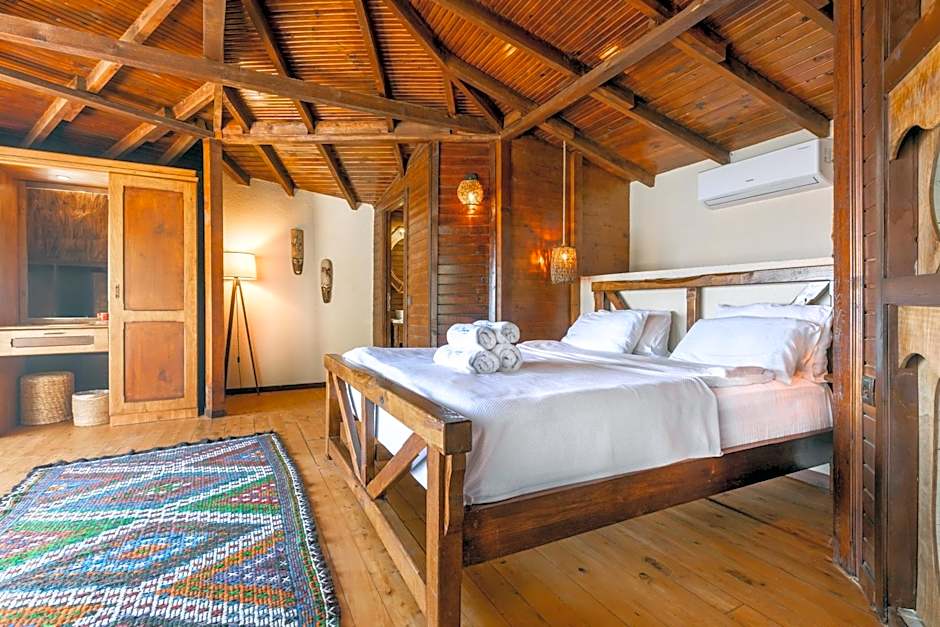 La Boheme Kabak Adults Only