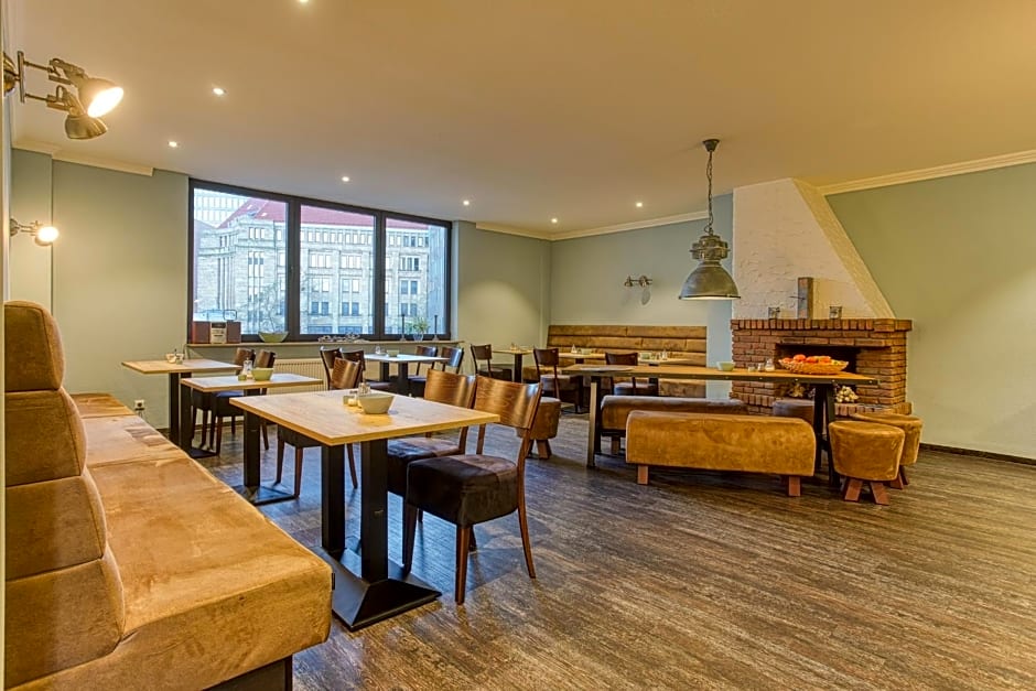 FF&E Hotel Carlton