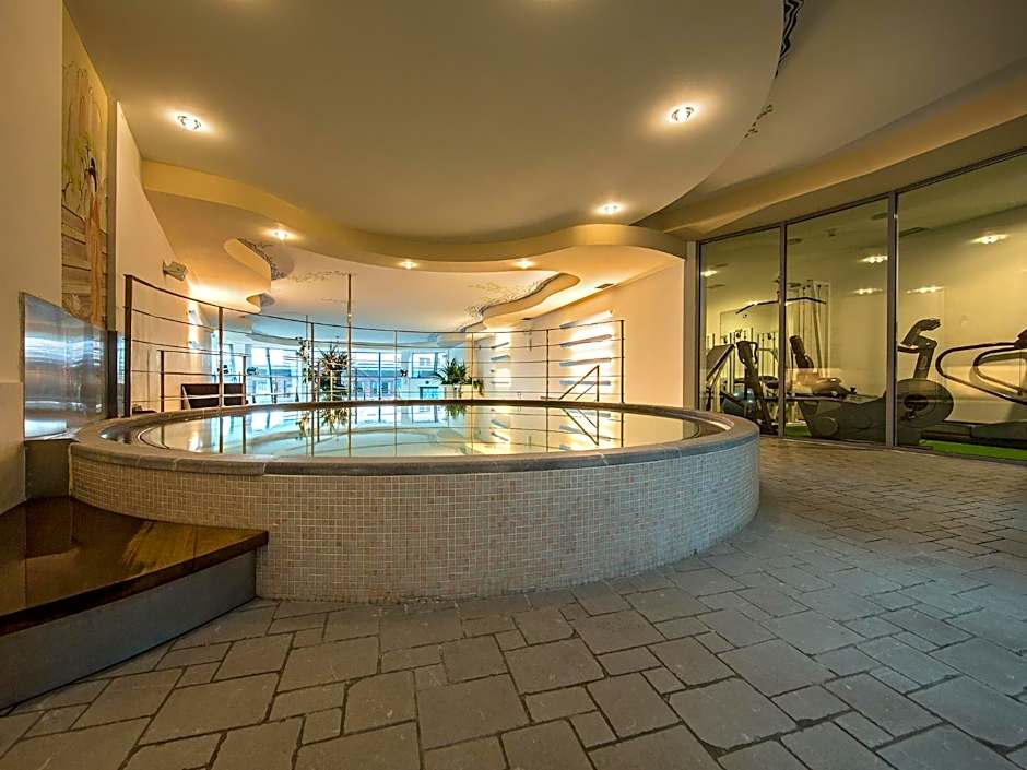 Hotel Monzoni - San Pellegrino