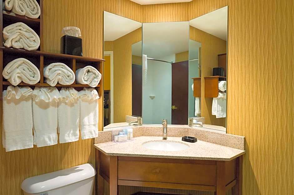 Larkspur Landing Carlisle
