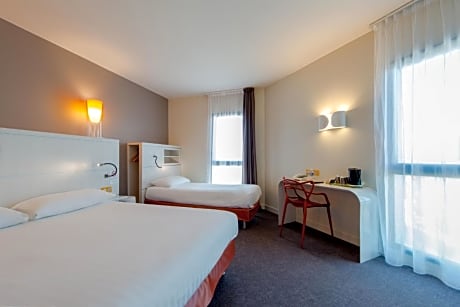 1 Double Bed  1 Single Bed