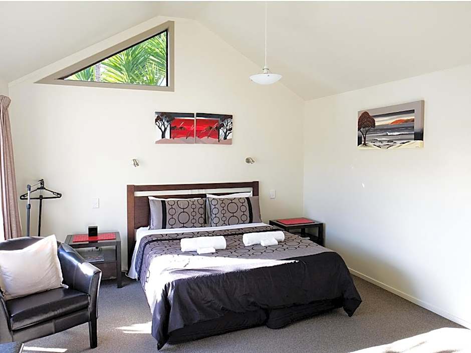 Tairua Shores Motel