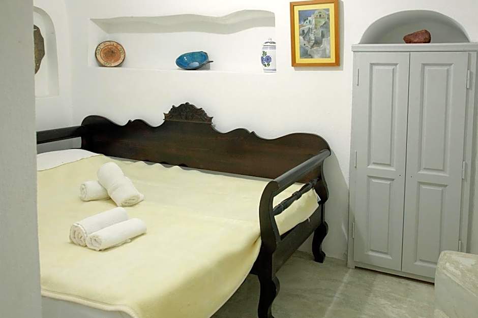 Zoe Aegeas Traditional houses