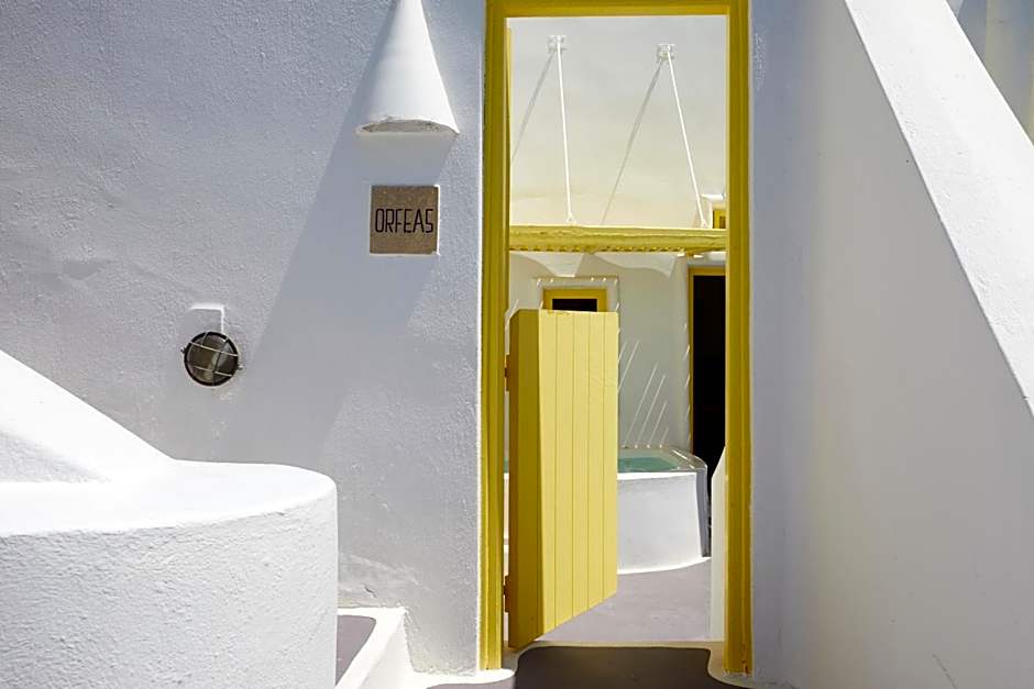 Dreams Luxury Suites