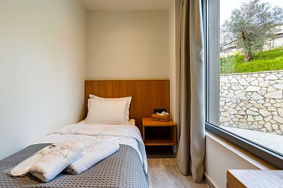 Denthis Hotel - Taygetos Mountain Getaway