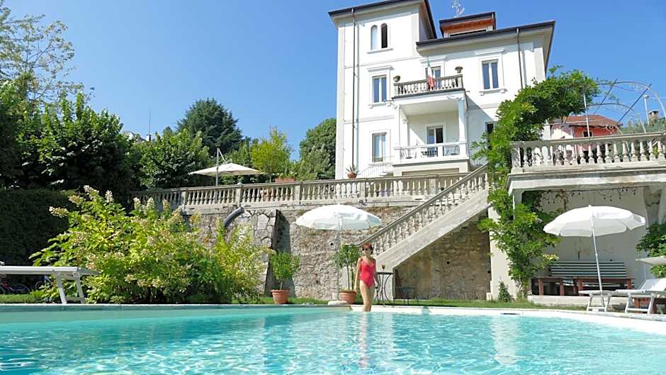 White Lilac Romantic B&B - Adults only