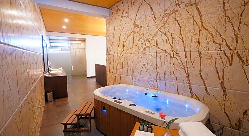 Denzong Regency- Luxury Mountain Retreat Spa & Casino