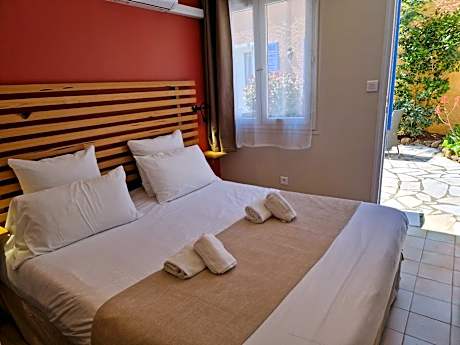 Triple Room with Bath
