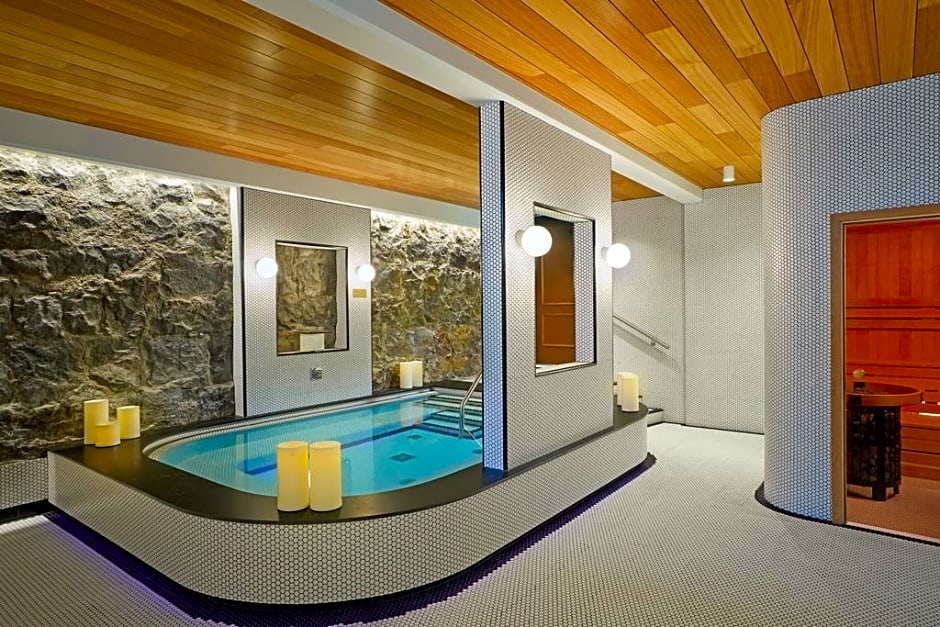 Reykjavik Konsulat Hotel Curio Collection by Hilto