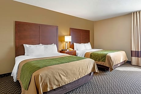 Queen Room with Two Queen Beds - Accessible/Non-Smoking