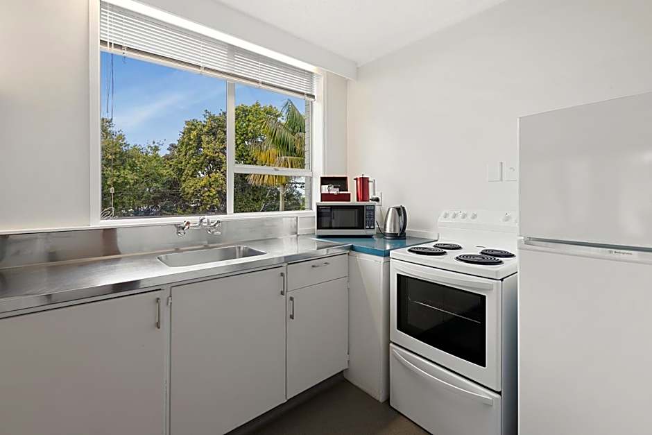 The Parnell Hotel & Conference Centre