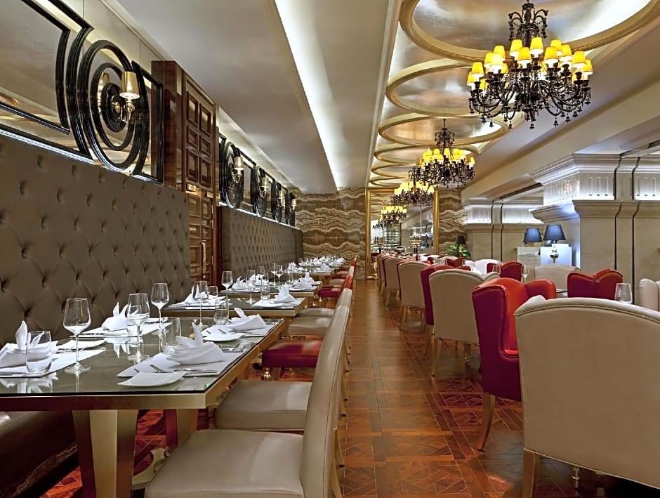 Sheraton Chongqing Hotel