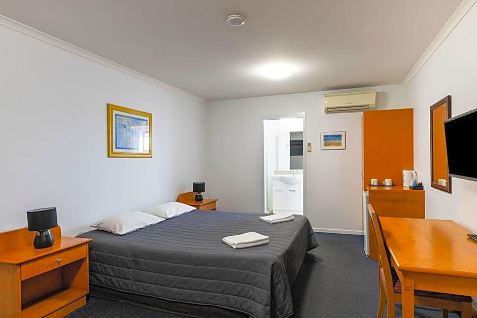 Queensport Hotel
