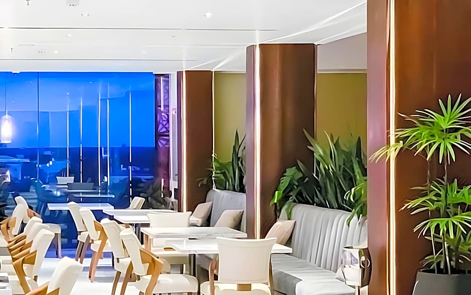 Regal Reseau Hotel  Spa