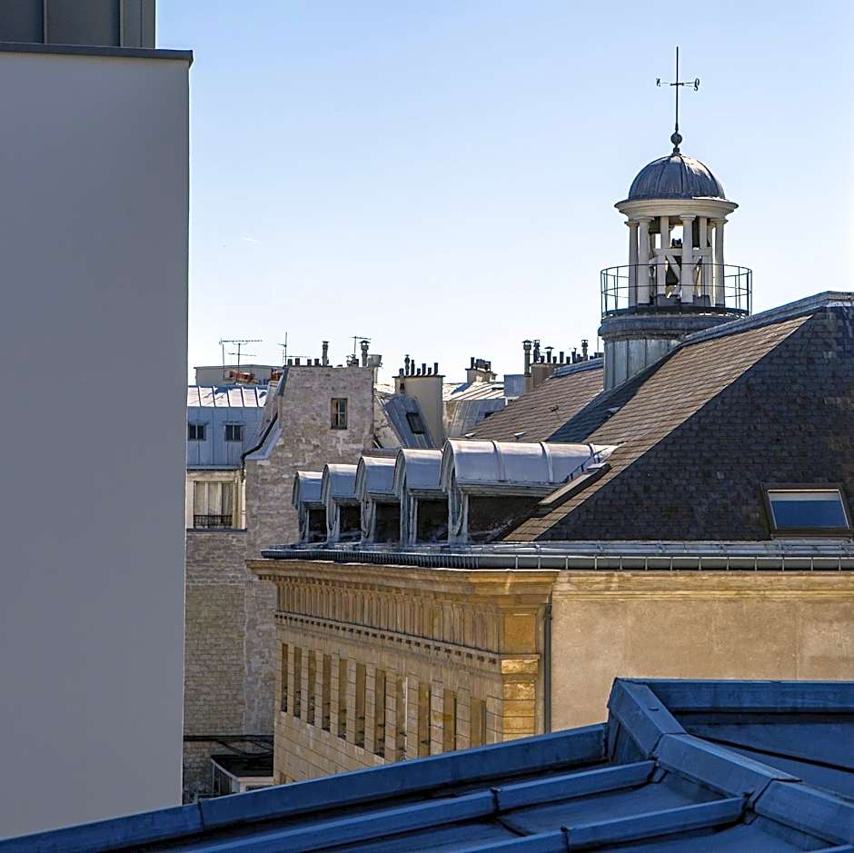 Royal Garden Champs Elysees