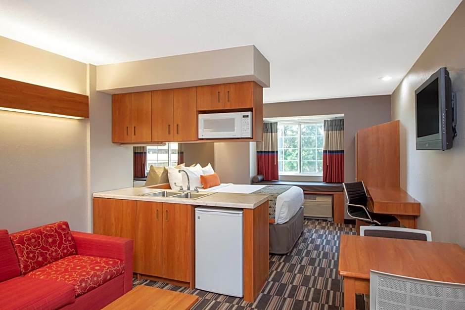 Microtel Inn & Suites By Wyndham Springfield