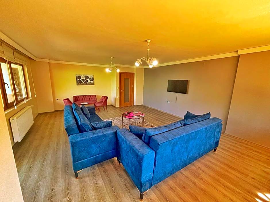 LUSTRA GARDEN SUİTE