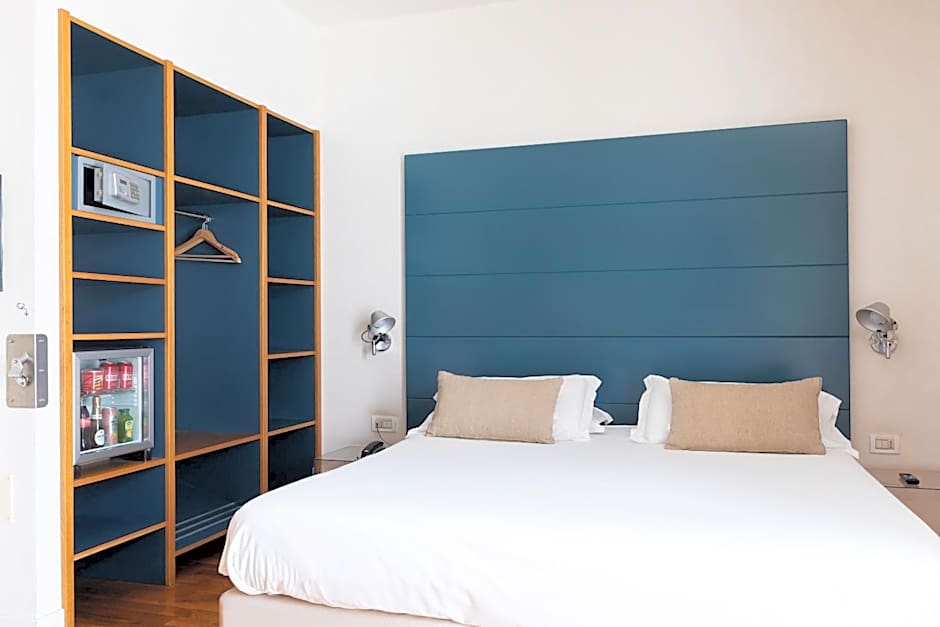 Hotel Piazza Bellini & Apartments