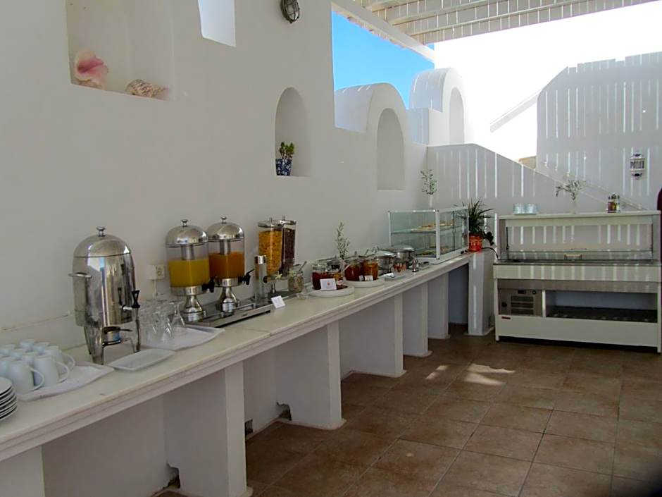 Porto Scoutari Romantic Hotel