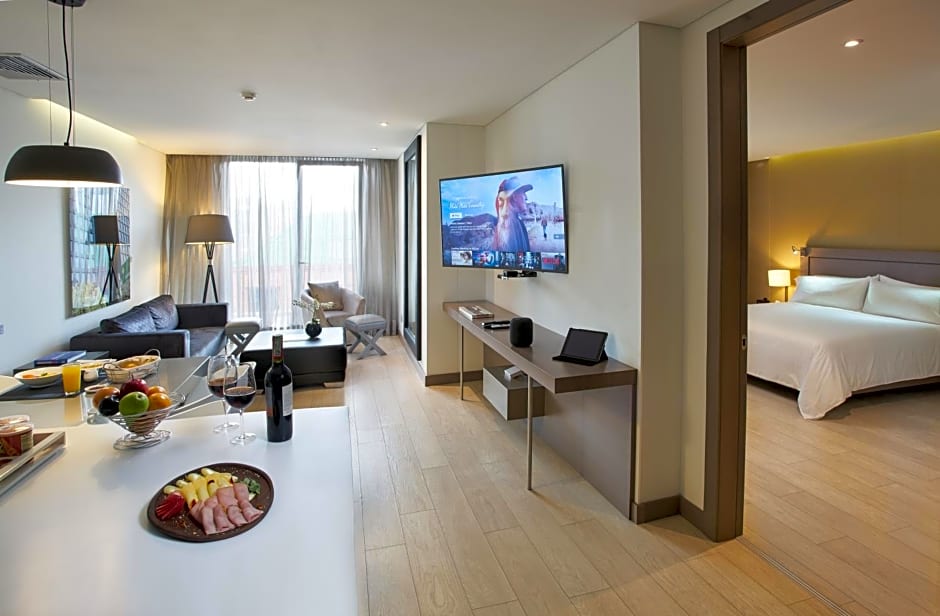Hotel Bluedoors 100 Luxury Suites by Preferred