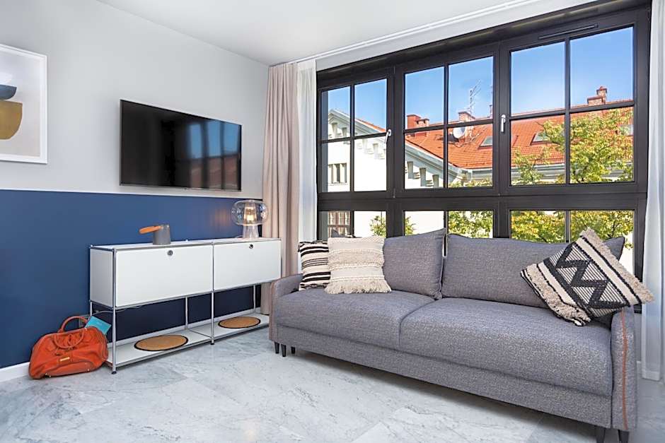 H11 Aparthotel
