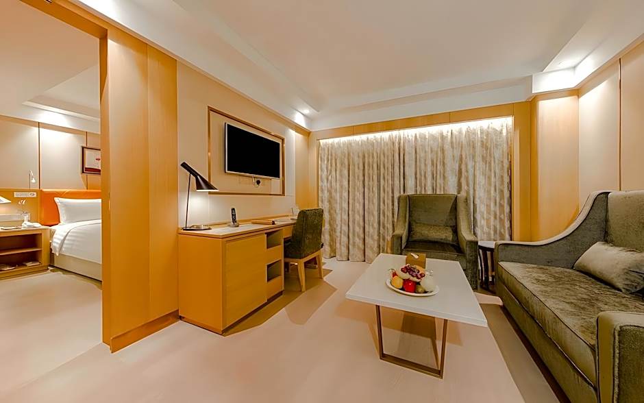 Royal Dragon Hotel