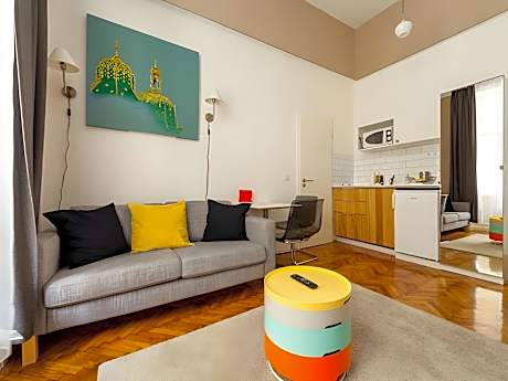 Premier Studio