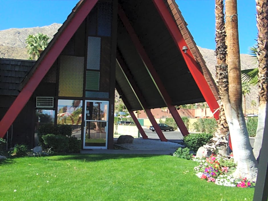 Desert Lodge