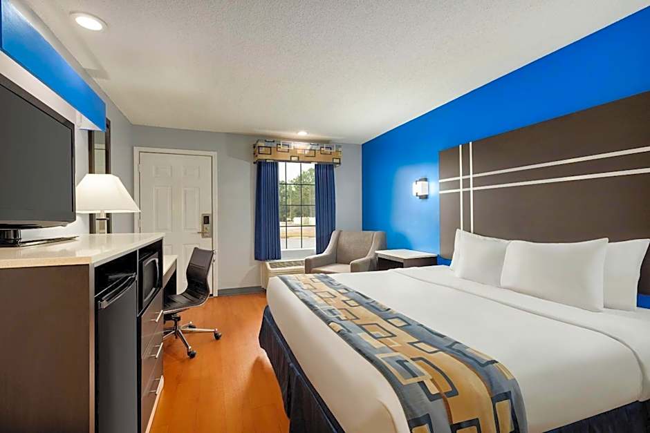 Baymont by Wyndham Albany at Albany Mall